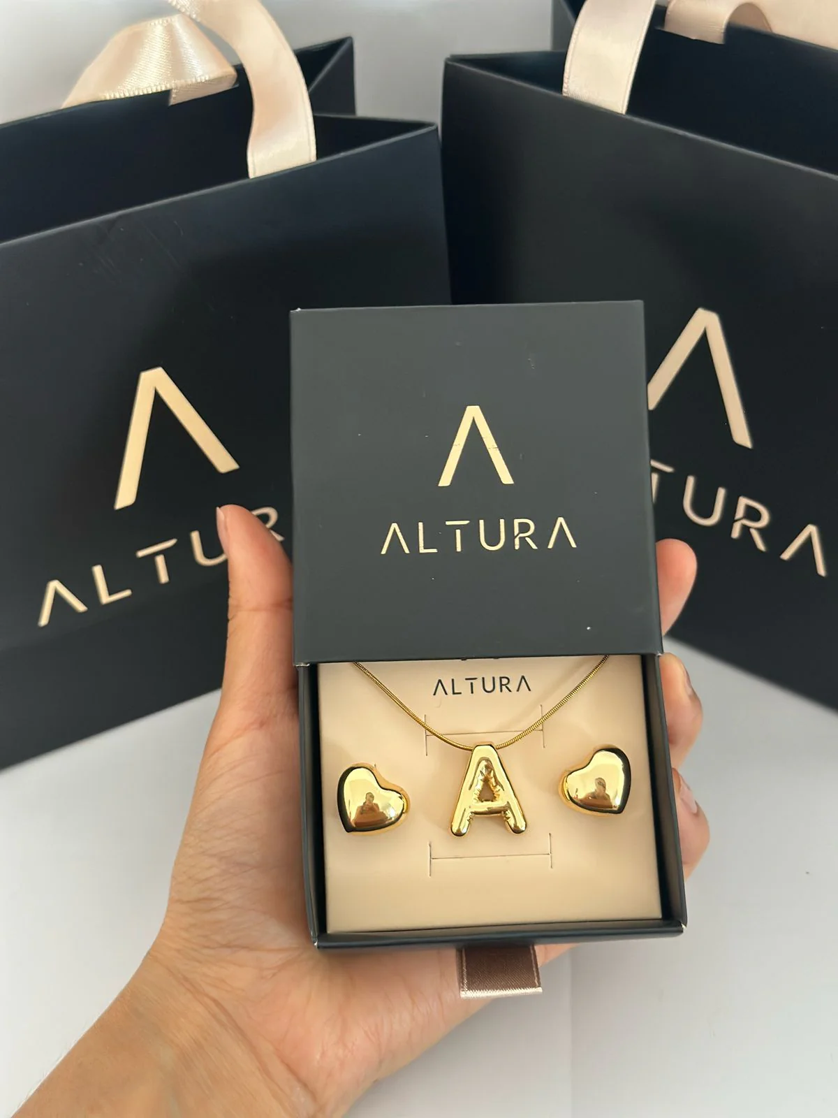 SET INICIAL DE AMOR: COLLAR + ARETES - Image 2